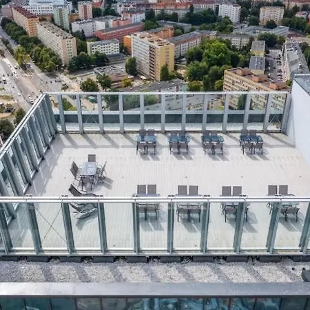 Hanza Tower Sauna Jacuzi Pool &